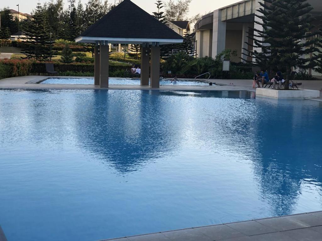 Smdc Tagaytay Taal Lake Condo Cook Netflix No Balcony No Free Parking Tagaytay City Exteriör bild