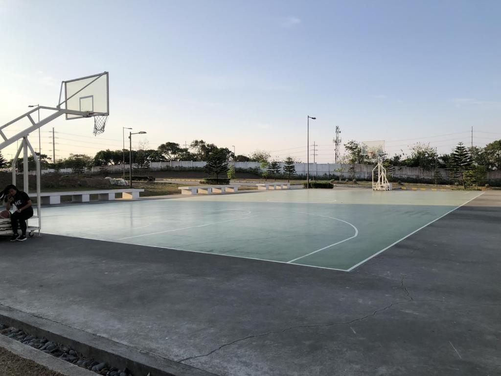 Smdc Tagaytay Taal Lake Condo Cook Netflix No Balcony No Free Parking Tagaytay City Exteriör bild