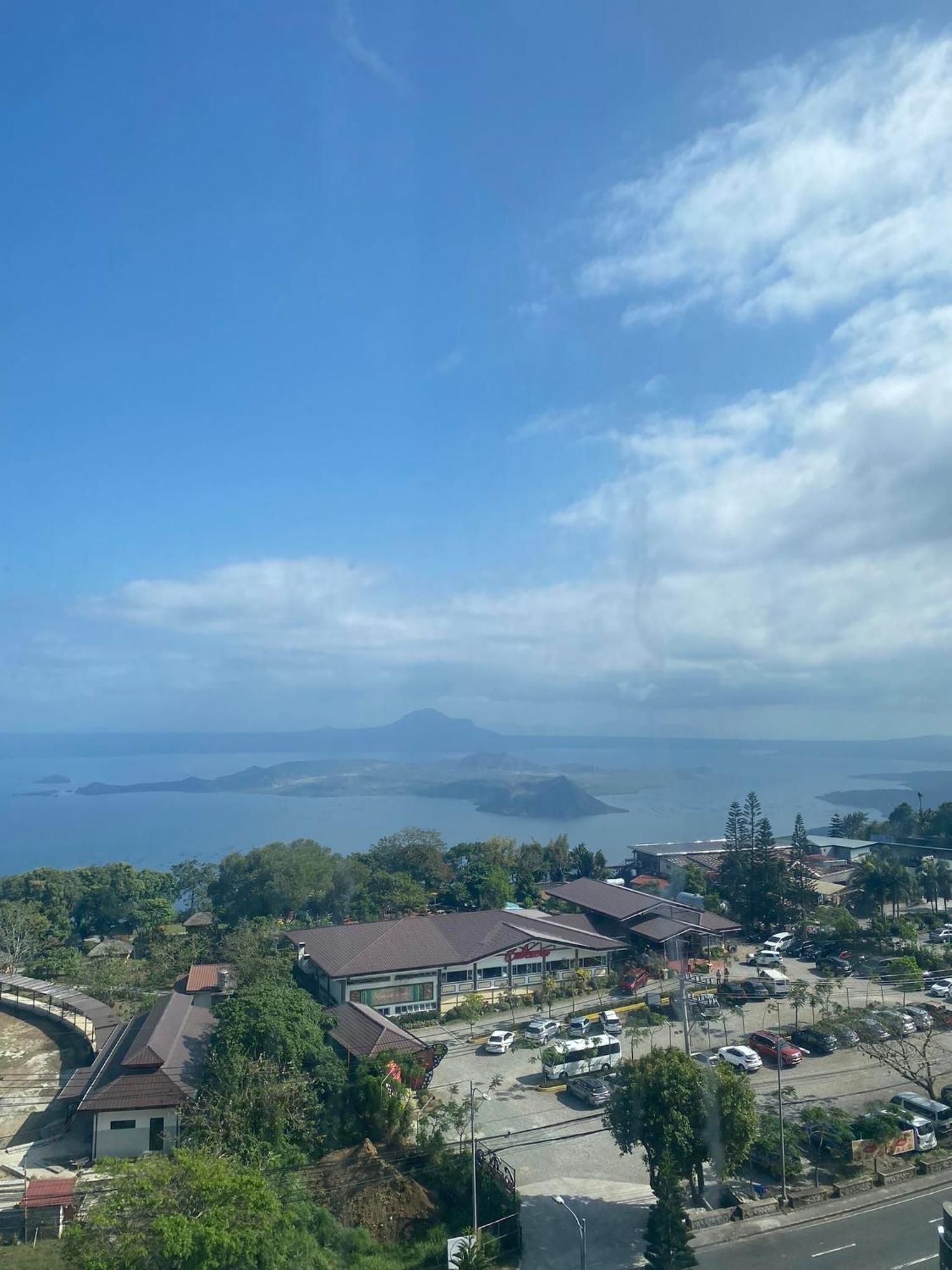 Smdc Tagaytay Taal Lake Condo Cook Netflix No Balcony No Free Parking Tagaytay City Exteriör bild