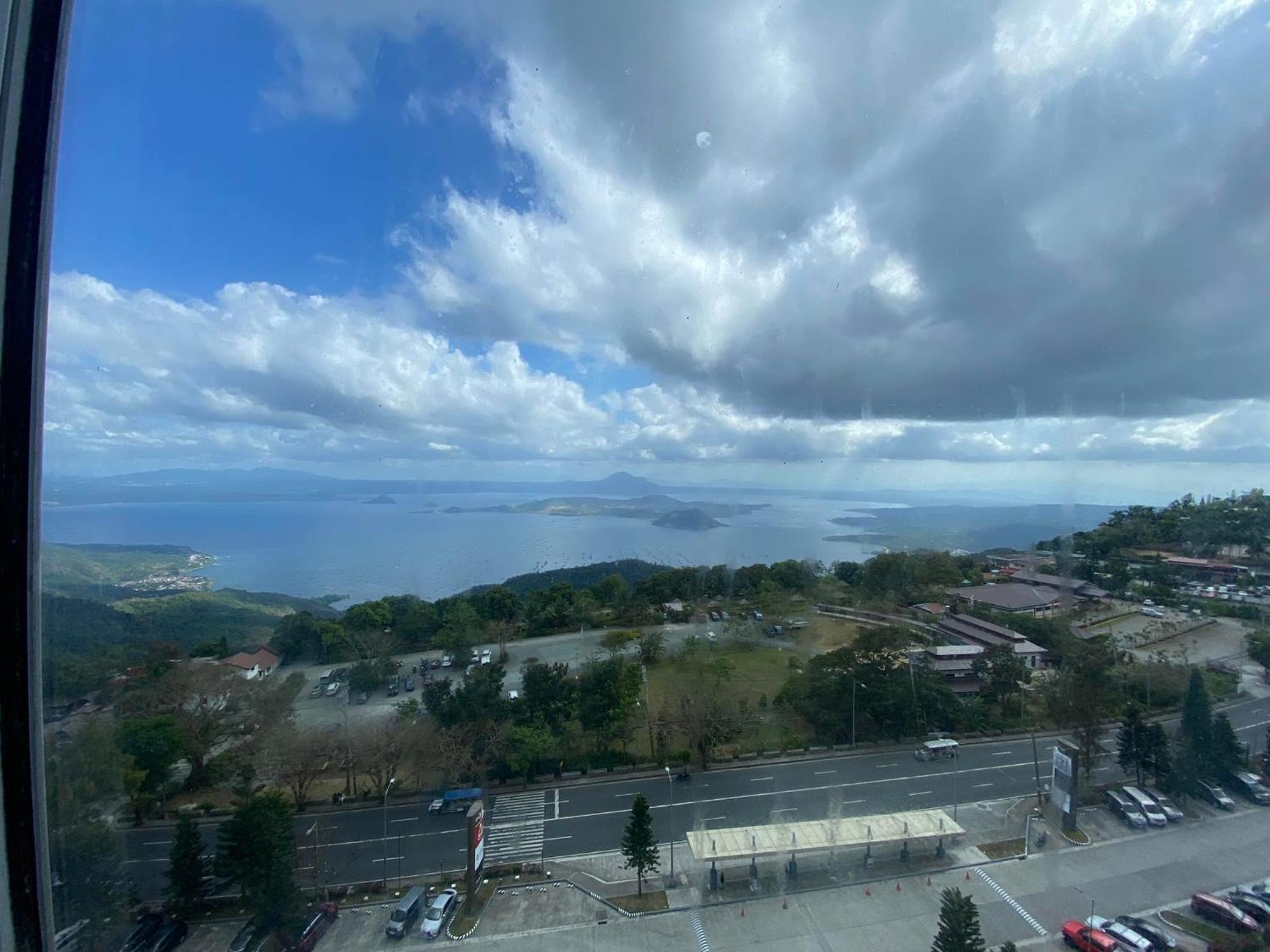 Smdc Tagaytay Taal Lake Condo Cook Netflix No Balcony No Free Parking Tagaytay City Exteriör bild