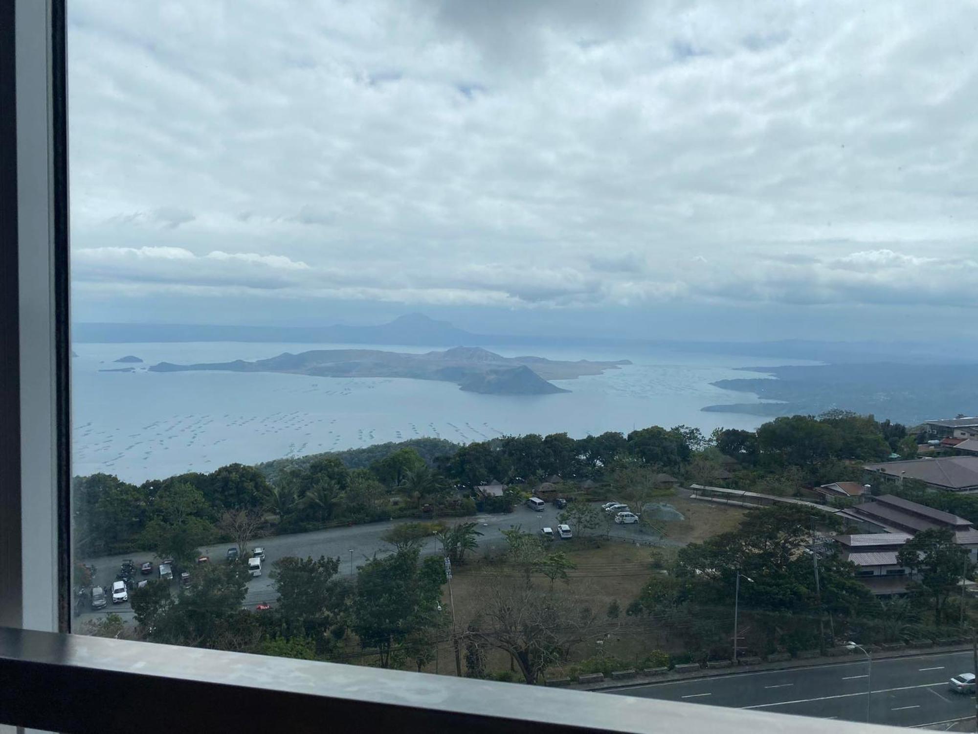 Smdc Tagaytay Taal Lake Condo Cook Netflix No Balcony No Free Parking Tagaytay City Exteriör bild