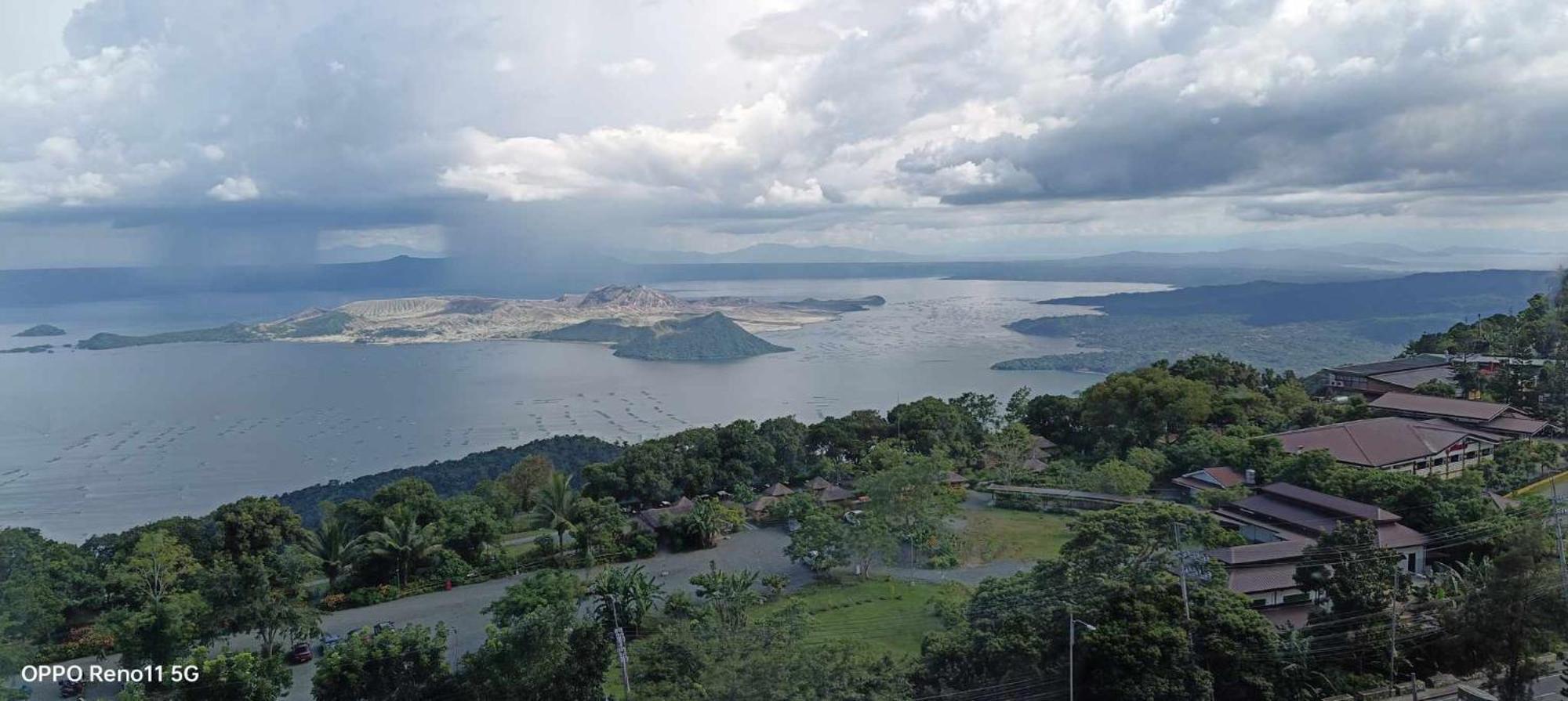 Smdc Tagaytay Taal Lake Condo Cook Netflix No Balcony No Free Parking Tagaytay City Exteriör bild